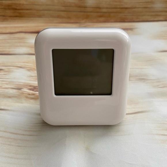 Touch Sensitive Multi Function White Digital Clock, 5 Modes. - Picture 5 of 13